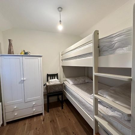 The Cosy Cottage Retreat! Perfect For Contractors, Relocators, Getaway Llantrisant  Exterior photo